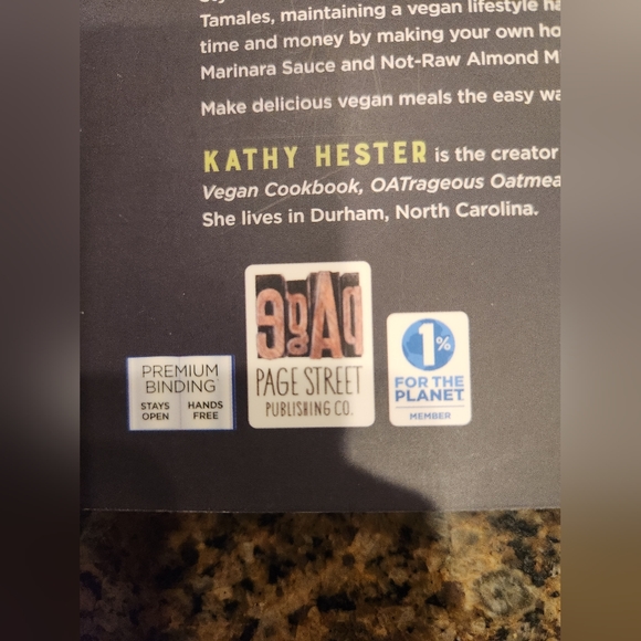 The Ultimate Vegan Cookbook for the Instapot - Picture 3 of 6